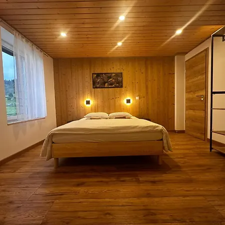 Les Chalets Bambi & Jacuzzi Privatif La Bresse Kamer foto