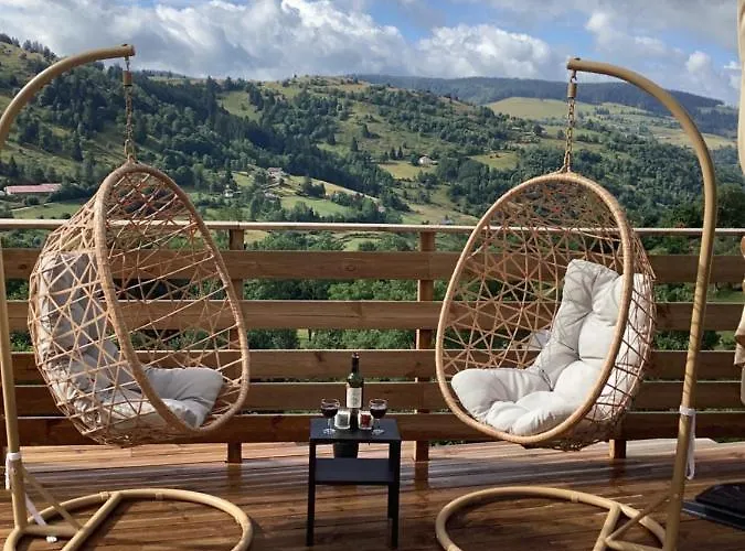 Les Chalets Bambi & Jacuzzi Privatif