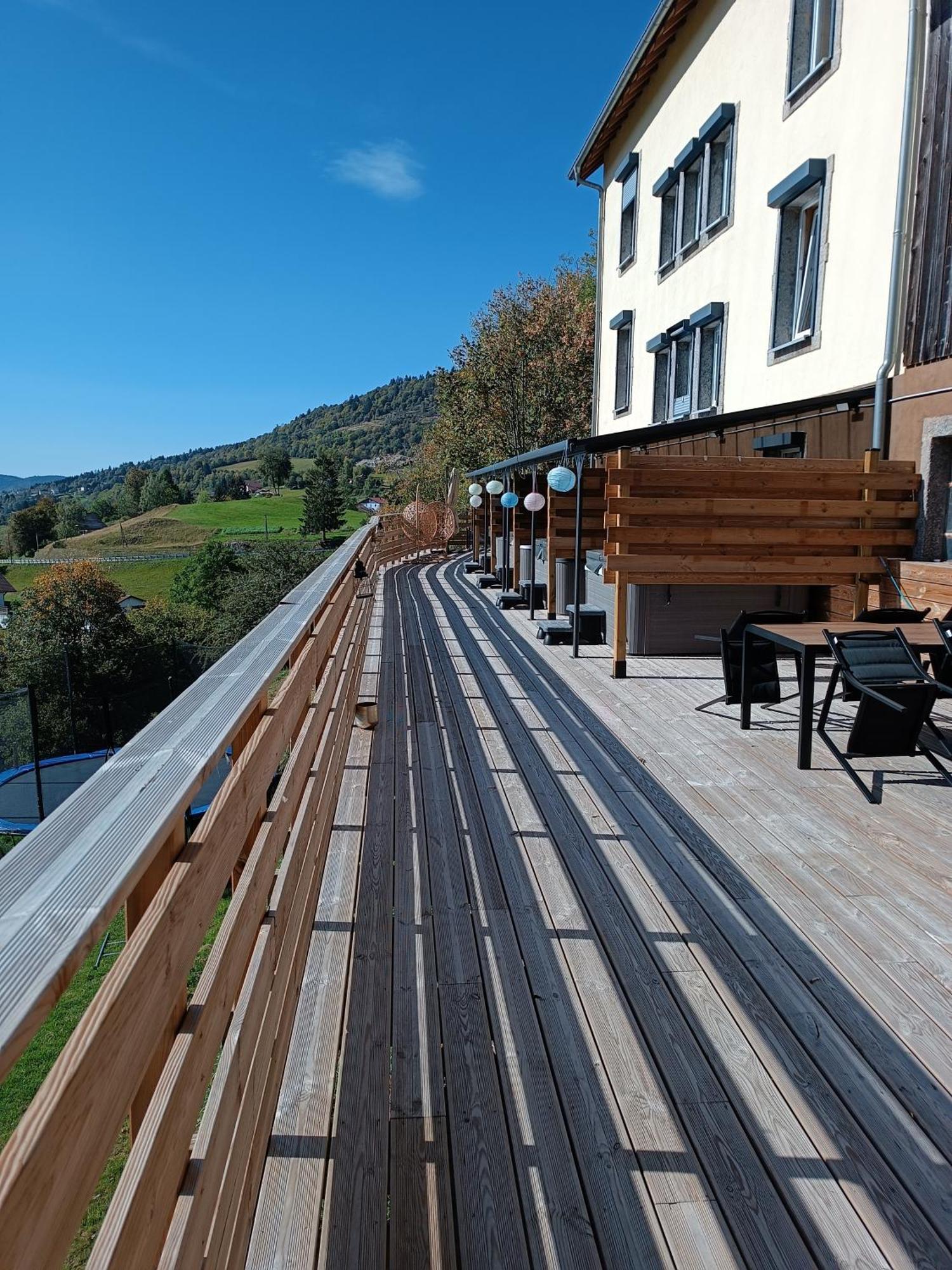 Appartamento Les Bambi & Jacuzzi Privatif