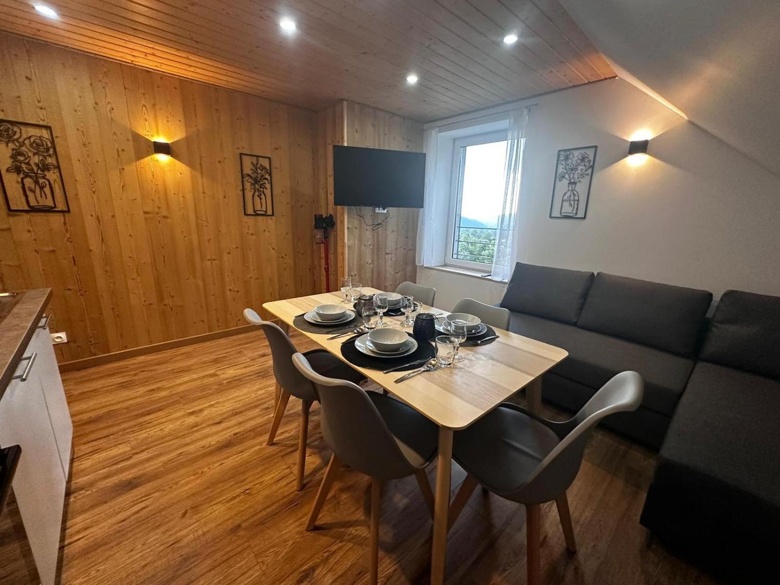 Les Bambi & Jacuzzi Privatif La Bresse