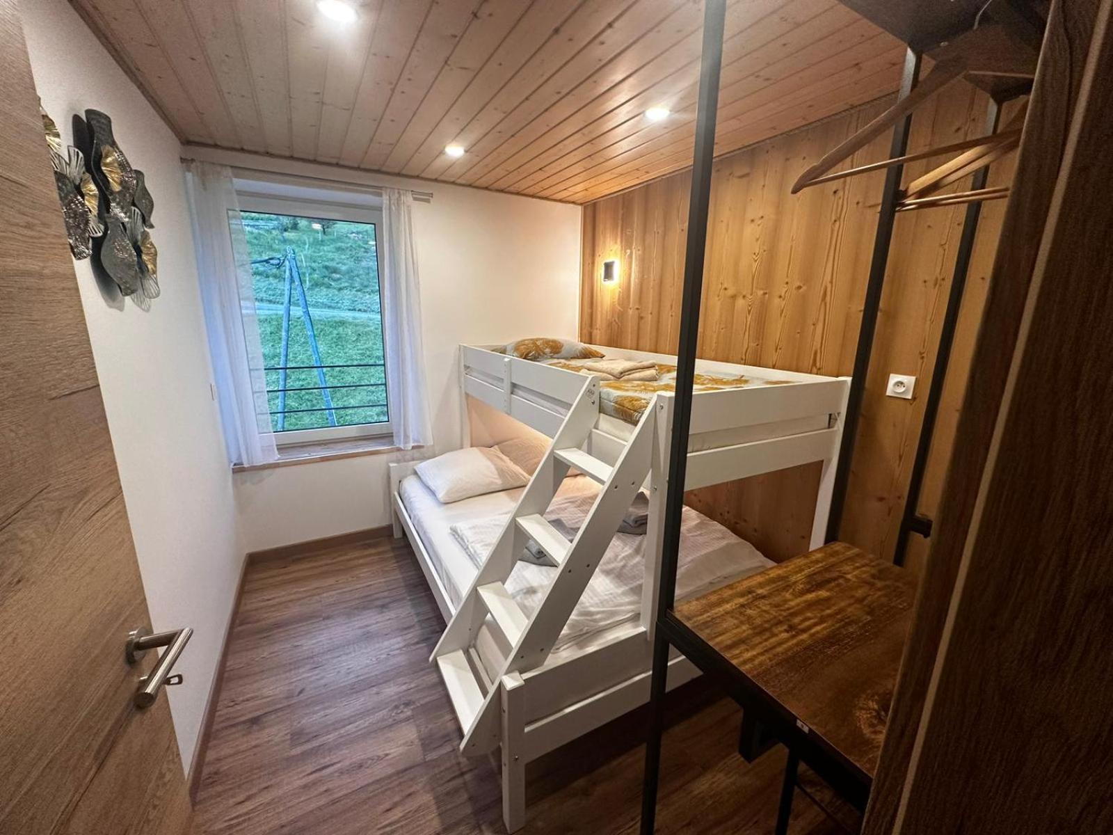 Appartement Les Bambi & Jacuzzi Privatif